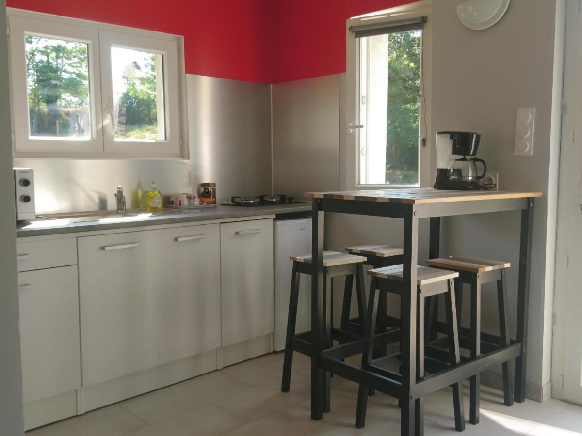 Le Petit Pays Apartment Montgivray Exterior photo